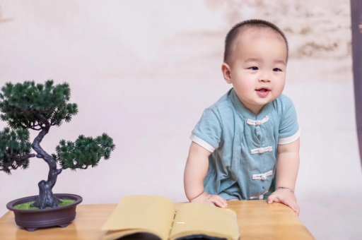 合肥宝宝爱吐奶是什么原因